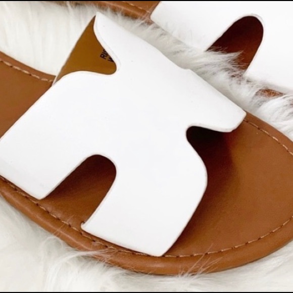 NEW Camila Sandal- in White - Picture 4 of 6